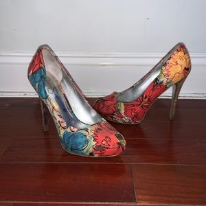 Jessica Simpson Heels